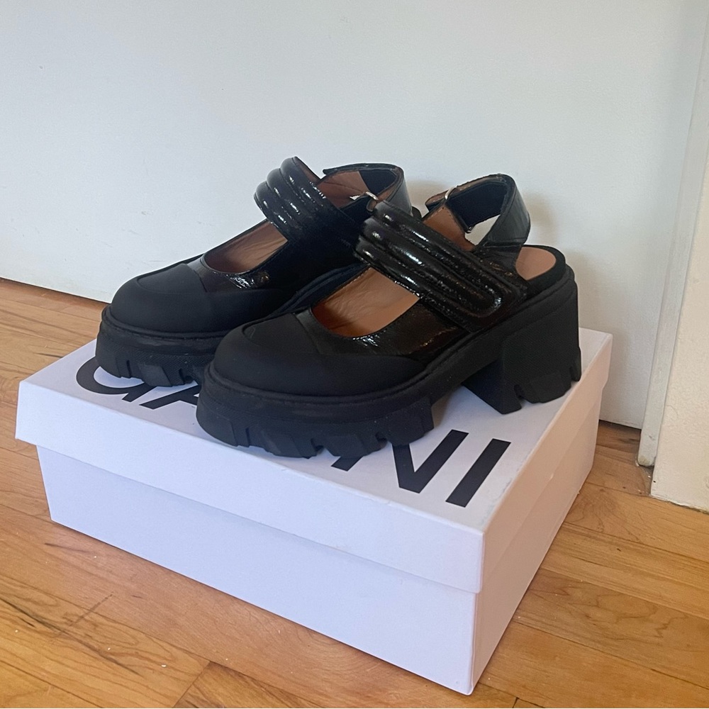 GANNI Chunky Slingback Mary Jane Heels in Black